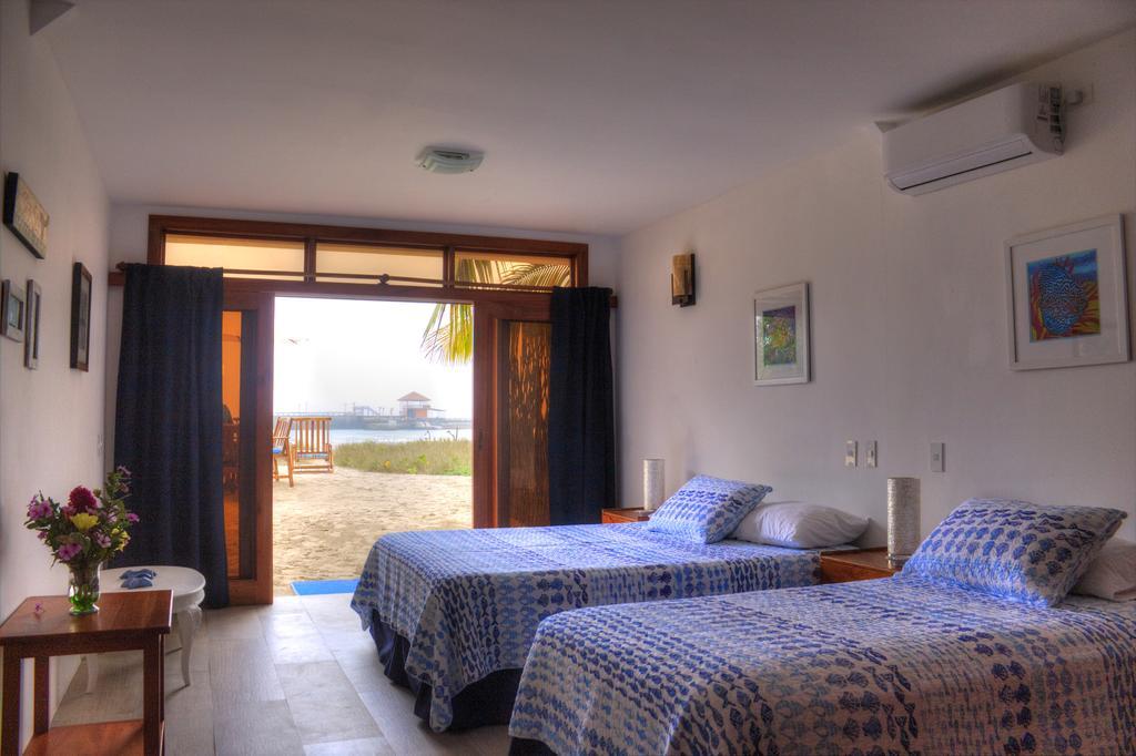 The Isabela Beach House Puerto Villamil Ngoại thất bức ảnh