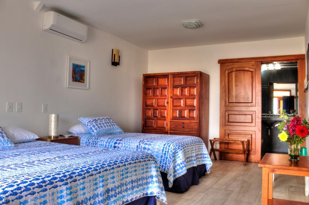 The Isabela Beach House Puerto Villamil Ngoại thất bức ảnh