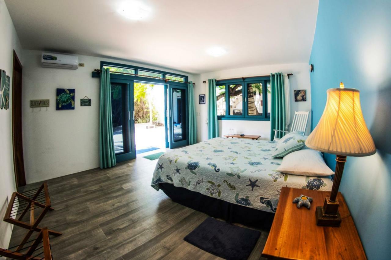 The Isabela Beach House Puerto Villamil Ngoại thất bức ảnh